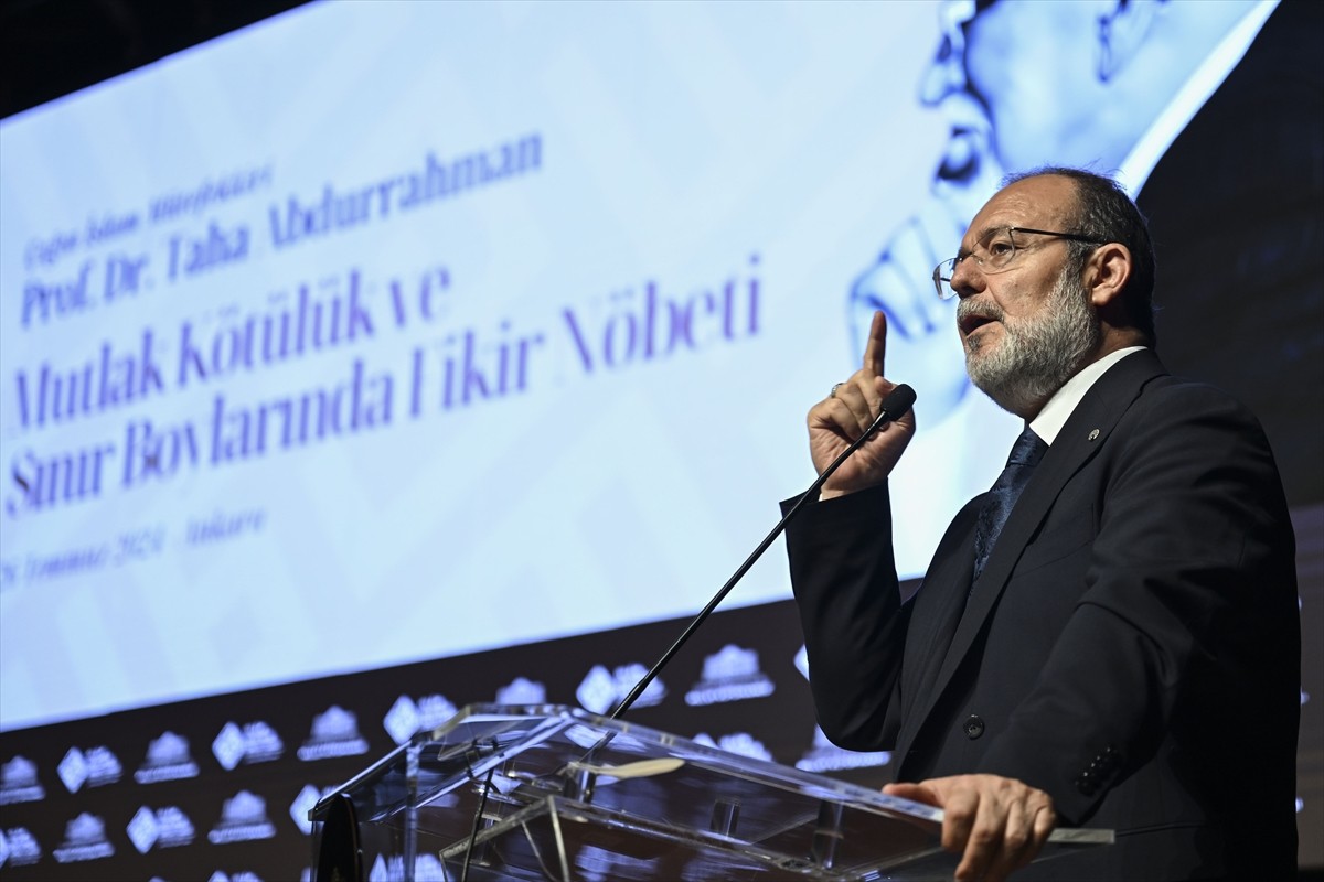 Arap dünyasının önde gelen düşünürlerinden Faslı filozof Prof. Dr. Taha Abdurrahman...