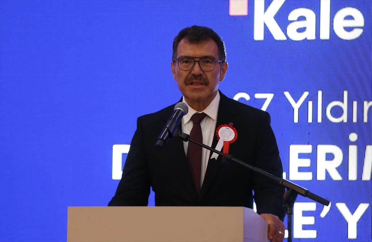 Çanakkale'de Kale Grubu'nun "67'nci Yıl Seramik Bayramı" ile "Slab Fabrikası 2. Hat" ve...