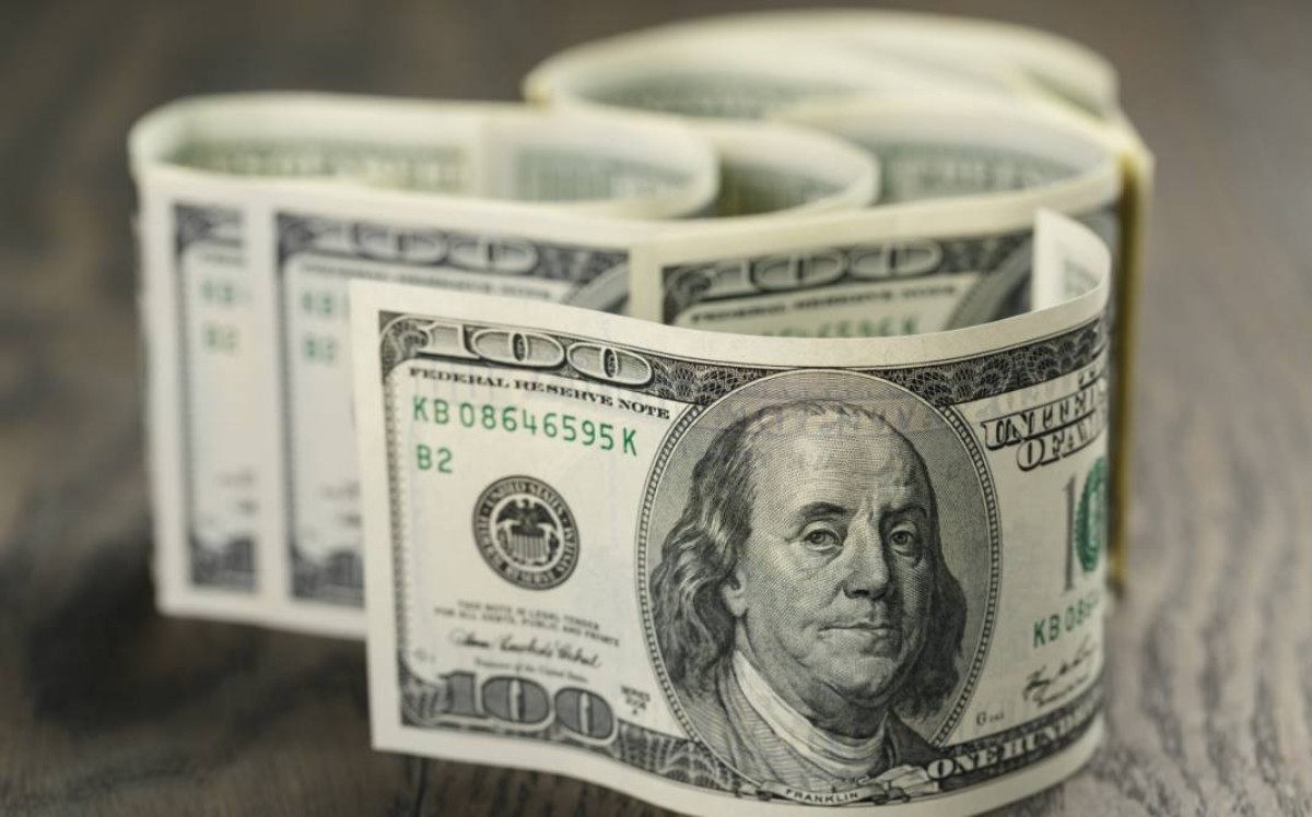 Dolar kurunda böylesi ilk kez oluyor! Dolar borçlularını kahreden haber geldi