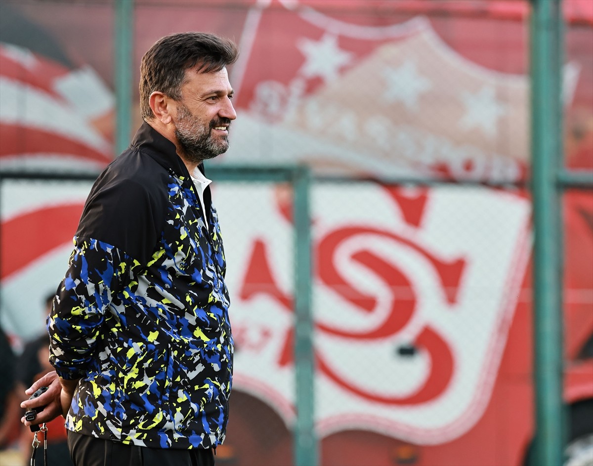 EMS Yapı Sivasspor, 2024-2025 sezonu hazırlıklarının ikinci etap çalışmalarını Erzurum'da teknik...