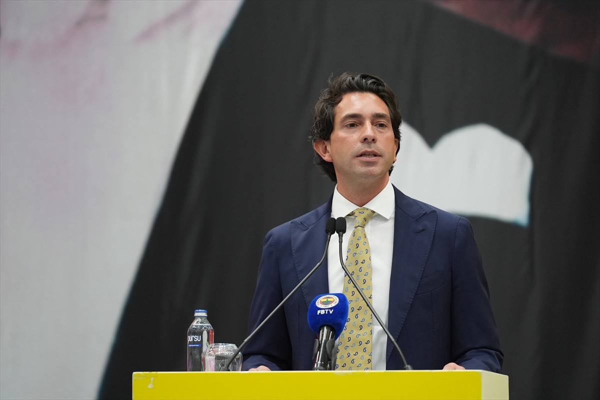 Fenerbahçe Kulübü Genel Sekreteri Burak Çağlan Kızılhan, Kalamış'taki Fenerbahçe Faruk Ilgaz...