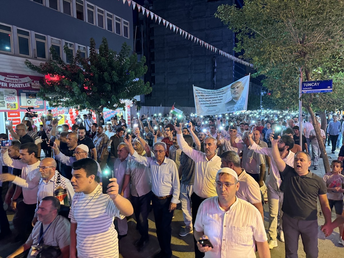 İran'ın başkenti Tahran'da suikasta uğrayan Hamas Siyasi Büro Başkanı İsmail Heniyye için...