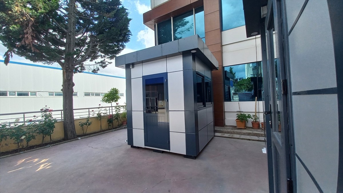 Karmod, lüks kategorideki hazır yapı üretimlerine Metrolux kabinlerini ekledi. Şirketten yapılan...