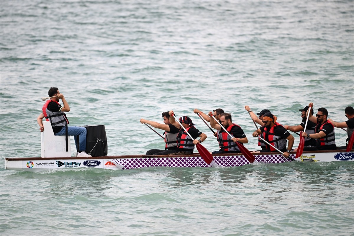 Kayseri'de Yamula Barajı gölündeki Dragon Festivali seri yarışlarla başladı. Kocasinan Belediyesi...