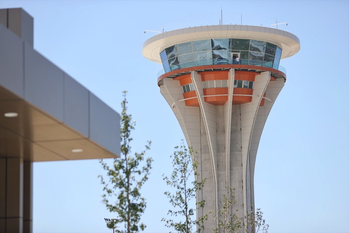 Mersin'de yapılan Çukurova Uluslararası Havalimanı'nın resmi açılışının, 10 Ağustos'ta...