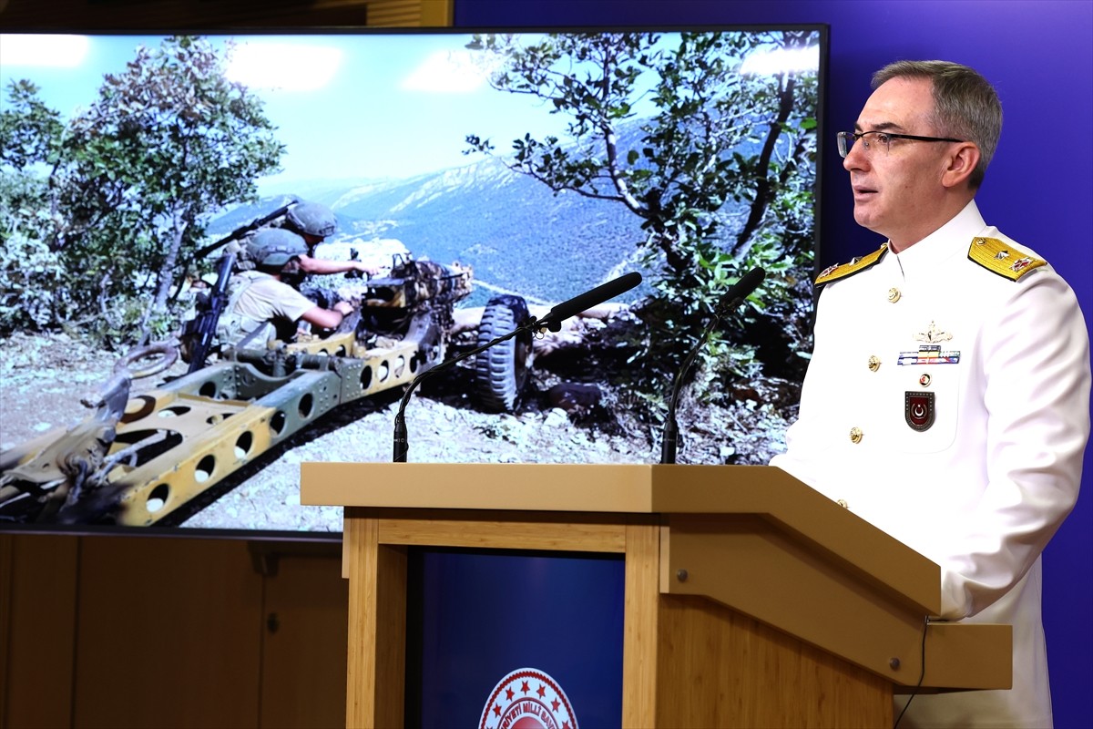 Milli Savunma Bakanlığı (MSB) Basın ve Halkla İlişkiler Müşaviri Tuğamiral Zeki Aktürk, bakanlıkta...