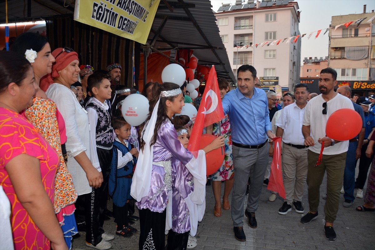Muğla'nın Ortaca ilçesinde bu yıl 27'ncisi gerçekleştirilen "Ortaca Tarım, Çevre ve Turizm...