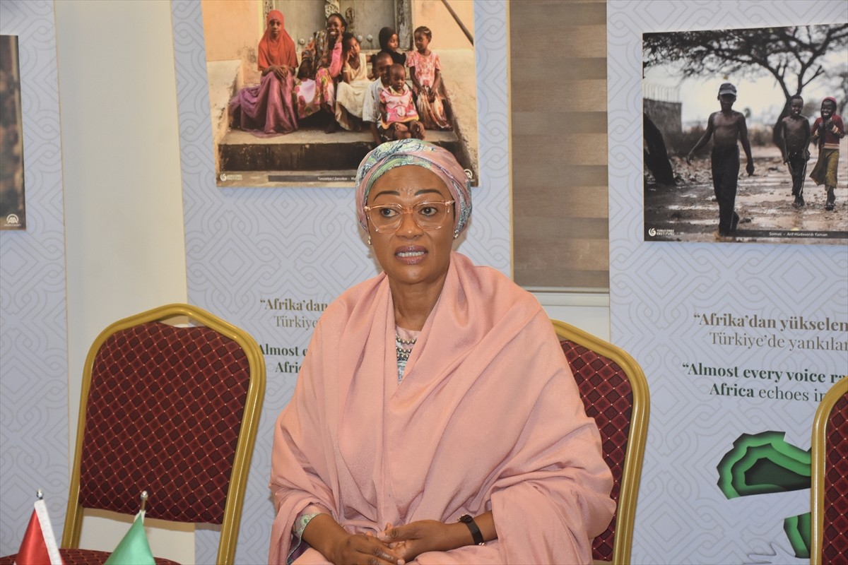 Nijerya Devlet Başkanı Bola Ahmed Tinubu'nun eşi Oluremi Tinubu, Nijerya'nın başkenti Abuja'daki...