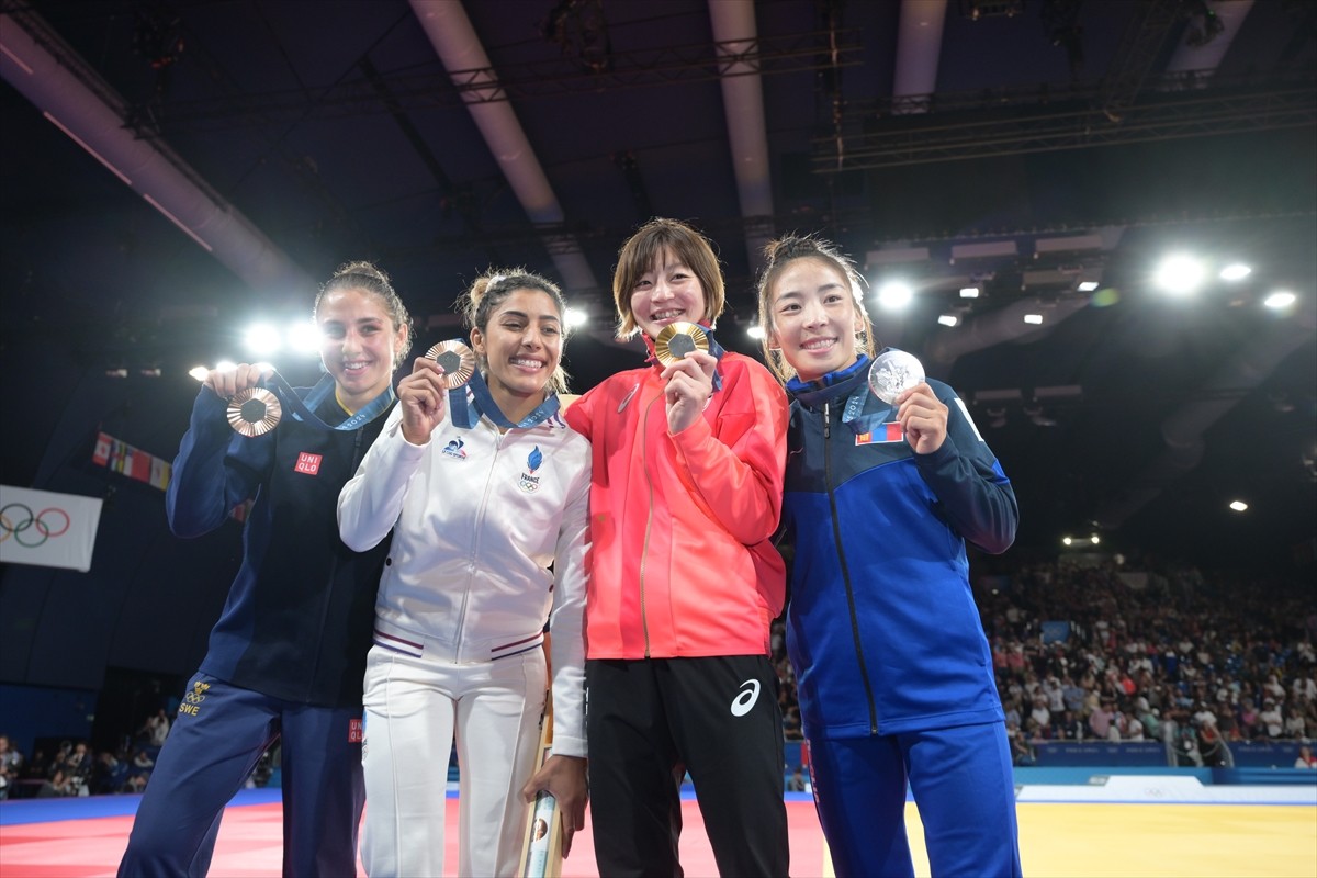 Paris 2024 Olimpiyat Oyunları'da ilk gününde yapılan judo müsabakalarında kadınlar 48 kiloda Japon...
