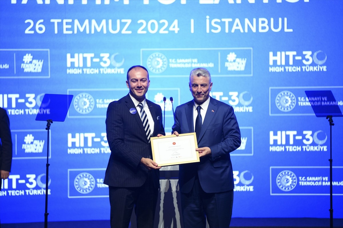 Sanayi ve Teknoloji Bakanı Mehmet Fatih Kacır, Atatürk Kültür Merkezi'nde 'HIT-30 Yüksek Teknoloji...