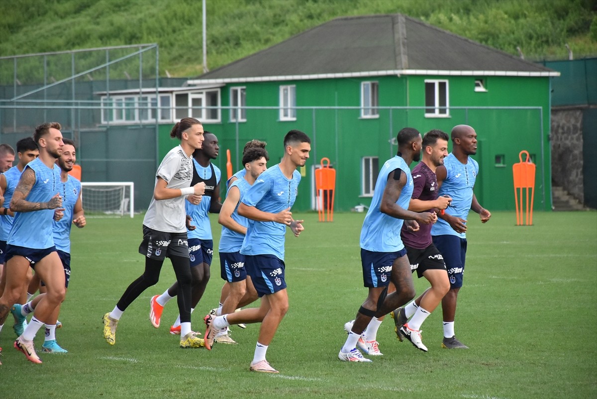 Trabzonspor, UEFA Avrupa Ligi 2. eleme turu rövanş müsabakasında yarın sahasında Slovakya'nın...