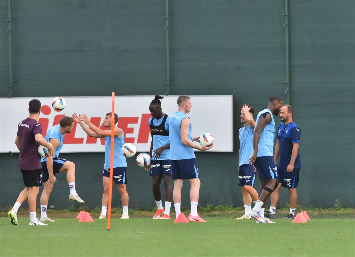 Trabzonspor, UEFA Avrupa Ligi 2. eleme turu rövanş müsabakasında yarın sahasında Slovakya'nın...