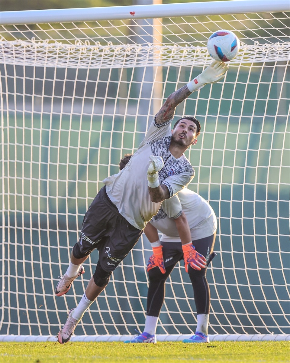Trabzonspor, UEFA Avrupa Ligi 2. eleme turu rövanşında 1 Ağustos Perşembe günü sahasında...