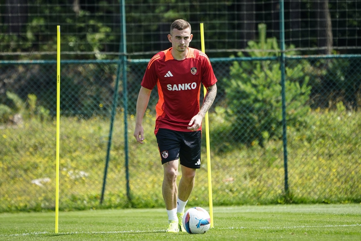 Trendyol Süper Lig ekiplerinden Gaziantep FK'nin yeni sezon hazırlıkları kapsamında kampta...
