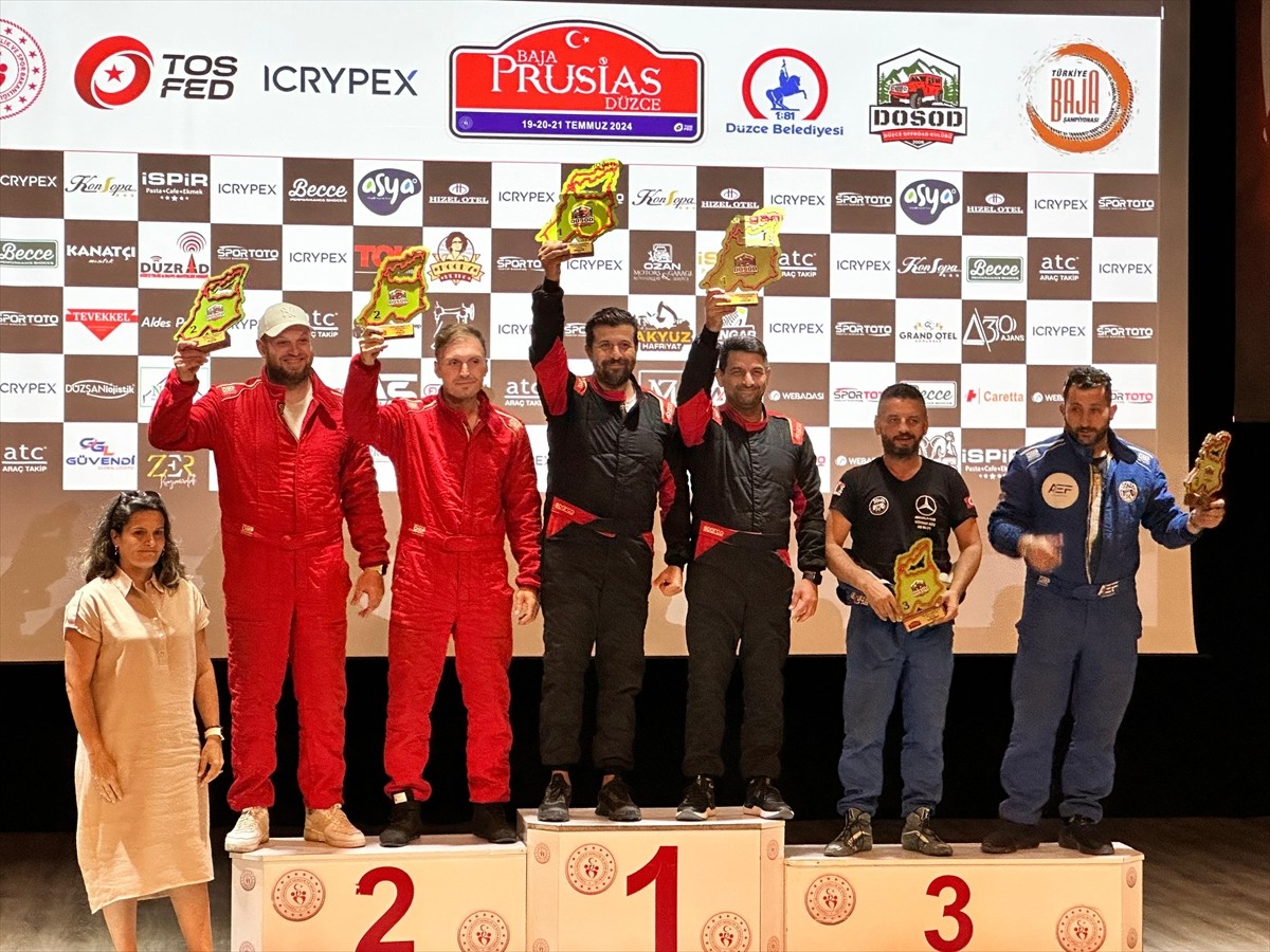 Türkiye Otomobil Sporları Federasyonu (TOSFED) tarafından Düzce'de düzenlenen 2024 Türkiye Baja...