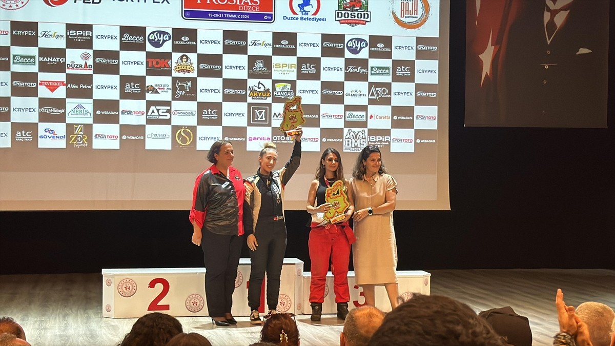 Türkiye Otomobil Sporları Federasyonu (TOSFED) tarafından Düzce'de düzenlenen 2024 Türkiye Baja...