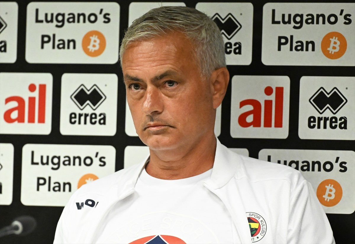 UEFA Şampiyonlar Ligi 2. eleme turu ilk maçında İsviçre'nin Lugano takımıyla deplasmanda...