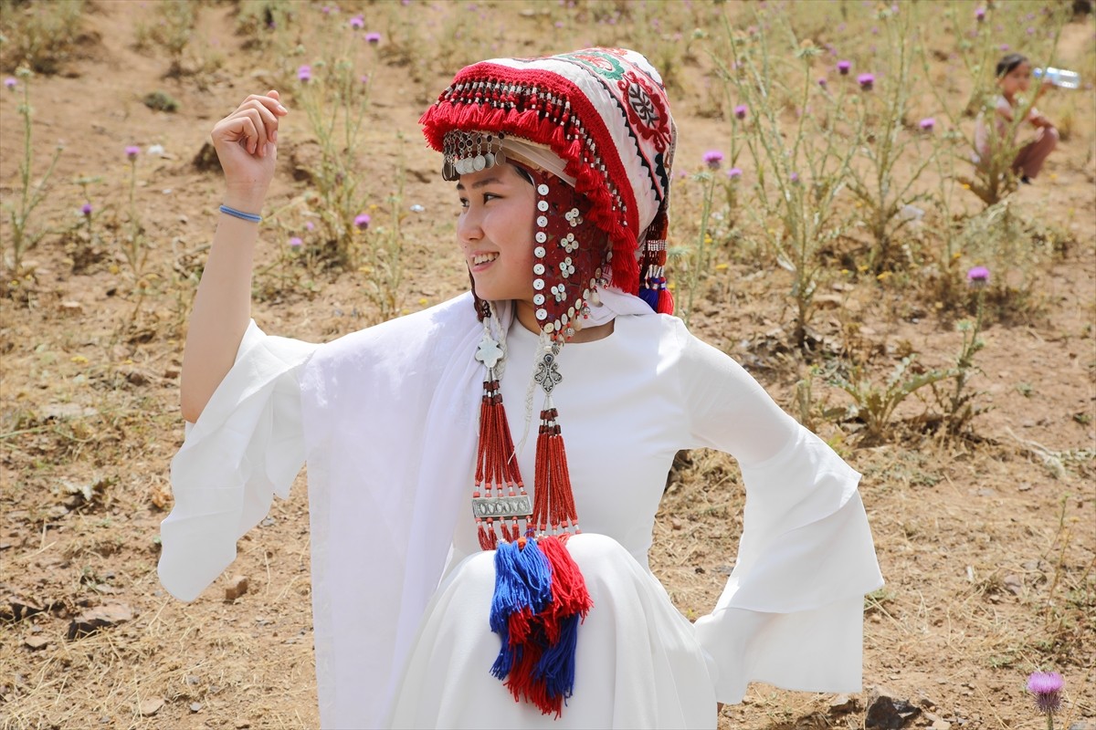Van'ın Erciş ilçesinde yaşayan Kırgızlar, son hanları Rahmankul Han'ı doğumunun 110. yılında...