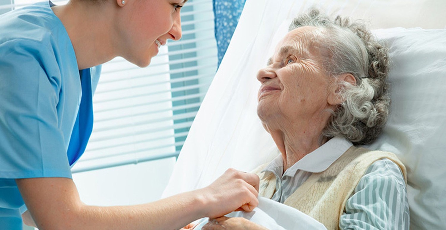 Yaşlı Bakım Elemanı