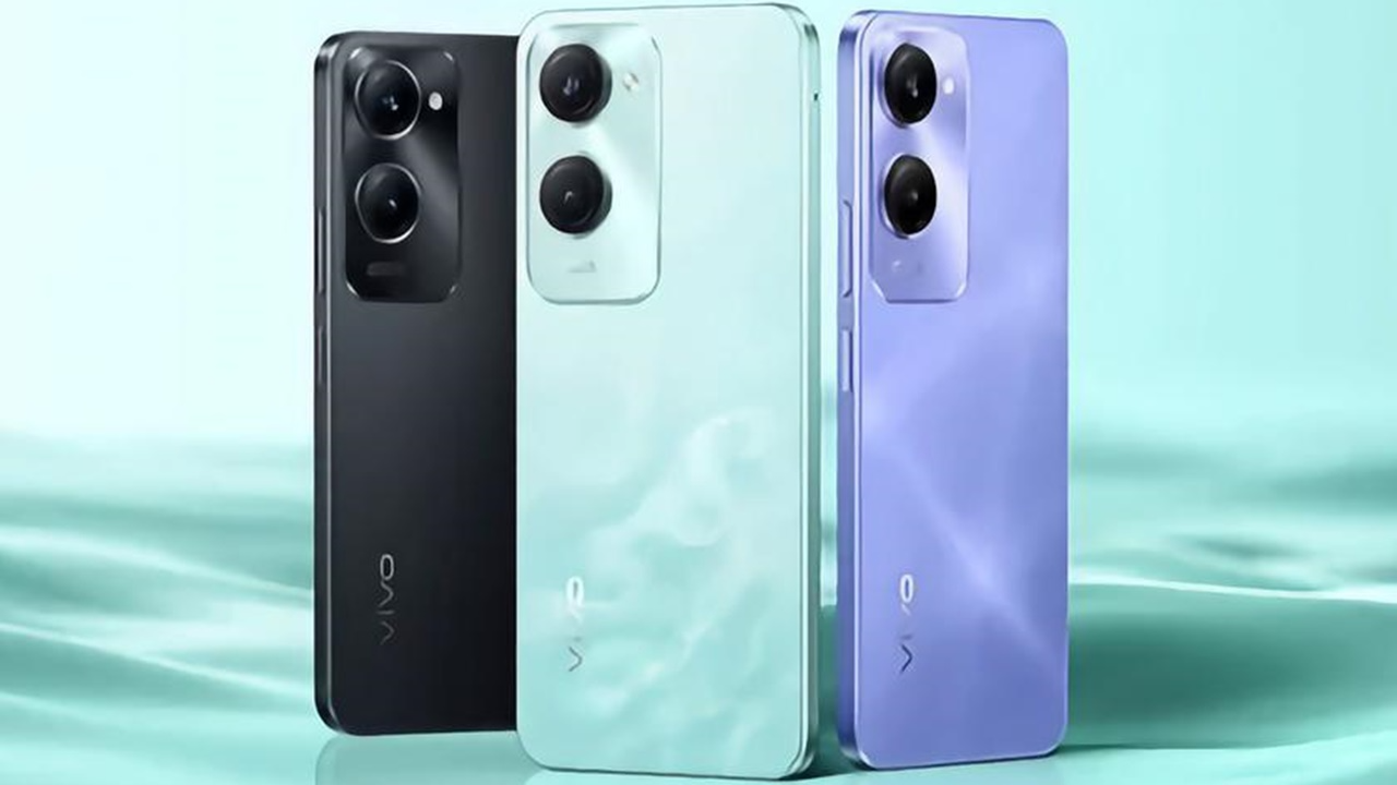 4 bin TL'ye satılan bu telefonun özellikleri iPhone 14 Pro Max ve Samsung Galaxy S23 Ultra ile yarışıyor