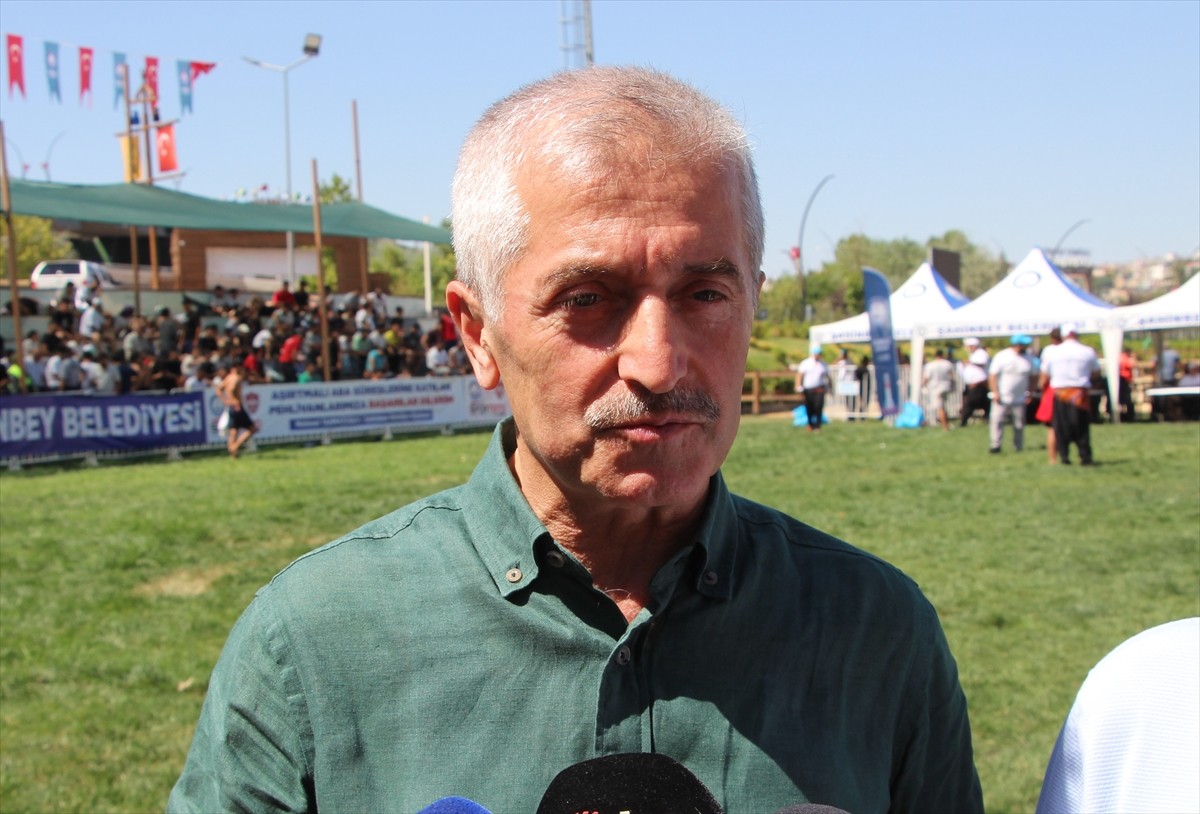 Aşırtmalı Aba Güreşi Türkiye Şampiyonası, Gaziantep'te başladı. Türkiye Geleneksel Güreşler...