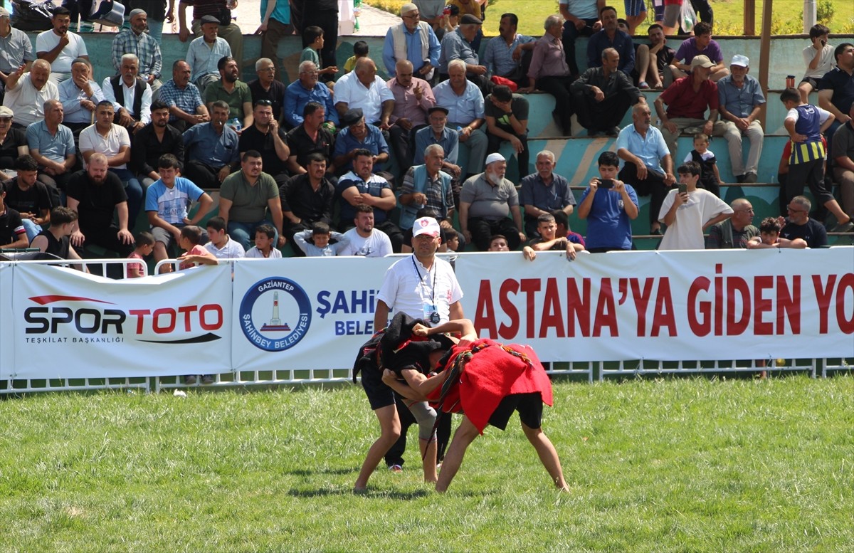 Aşırtmalı Aba Güreşi Türkiye Şampiyonası, Gaziantep'te tamamlandı. Türkiye Geleneksel Güreşler...