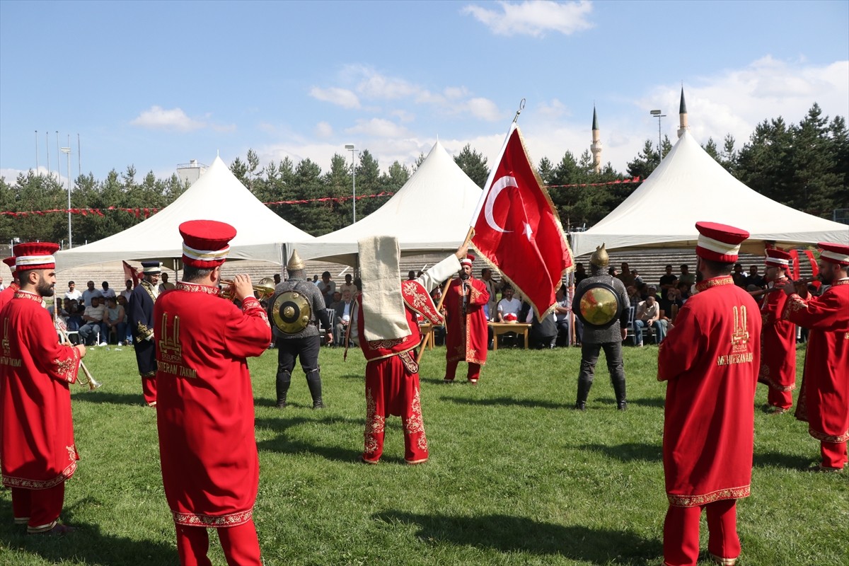 Atatürk Üniversitesi Spor Kulübü'nce organize edilen 1. Karakucak Güreş Festivali, Atatürk...