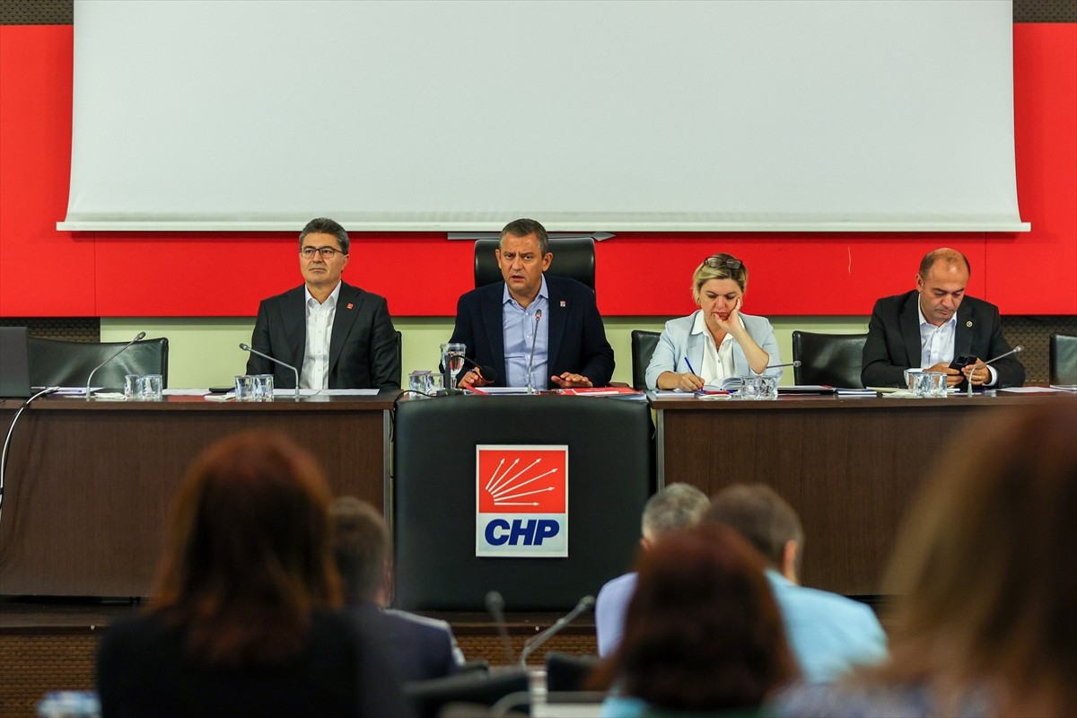 CHP Parti Meclisi (PM) toplantısı, Genel Başkan Özgür Özel başkanlığında parti genel merkezinde...