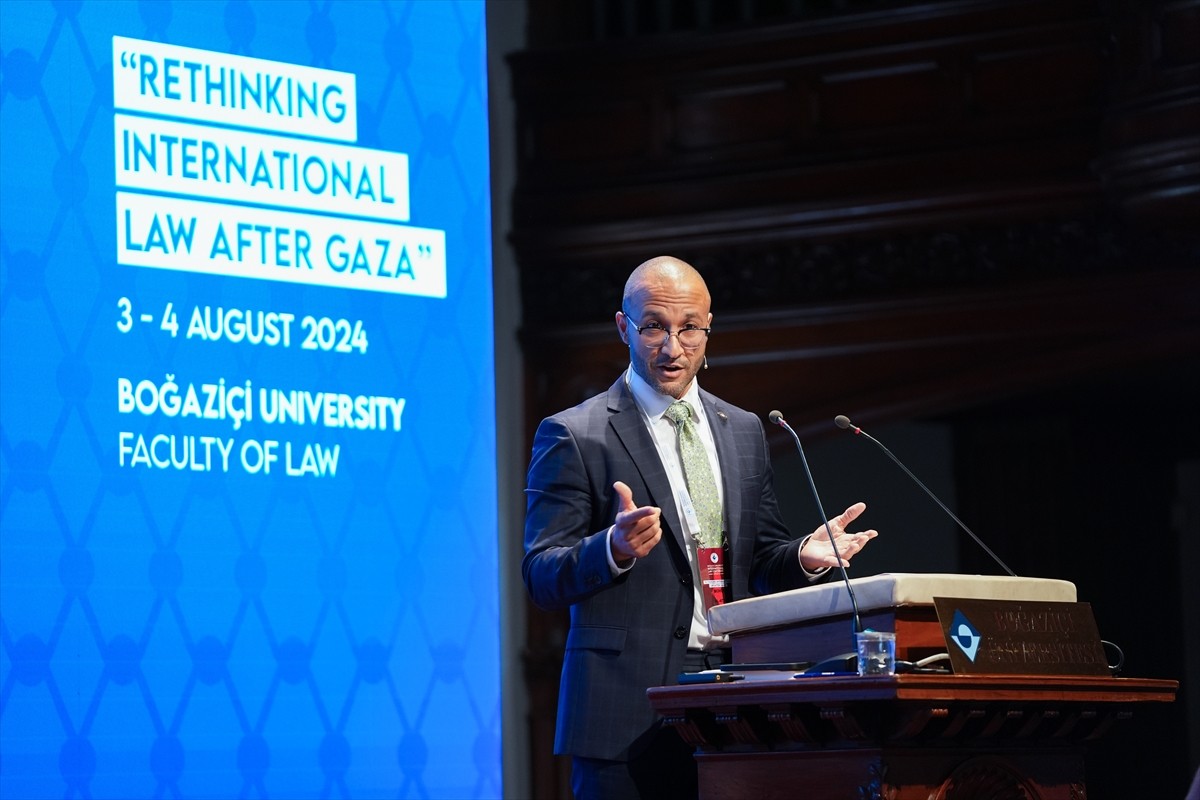 İstanbul'da Anadolu Ajansının (AA) Global İletişim Ortağı olduğu, Boğaziçi Üniversitesi Hukuk...