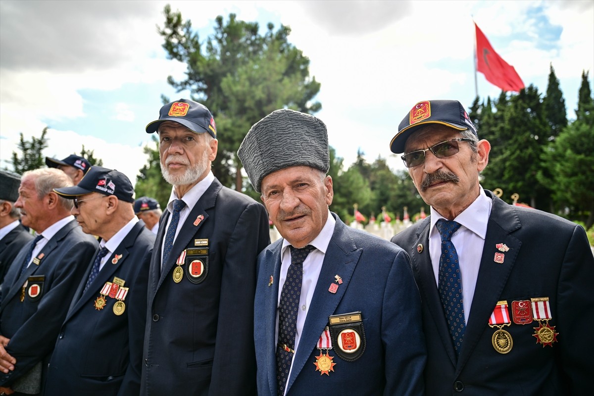 Kıbrıs Türk mücadele tarihinde önemli yeri olan Erenköy Direnişi'nde şehit olanlar, İstanbul'da...
