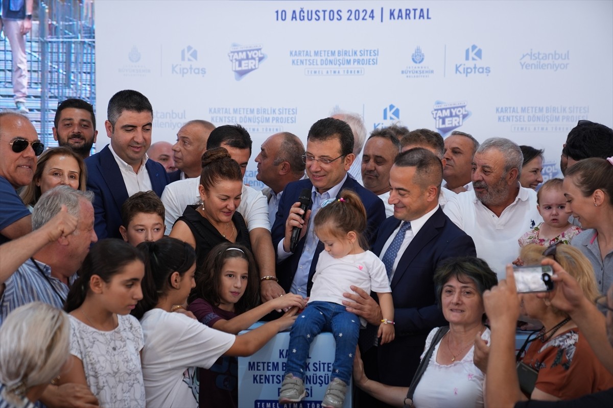 KİPTAŞ tarafından kentsel dönüşüm süreci başlatılan Kartal Metem Birlik Sitesi'nin temel atma...