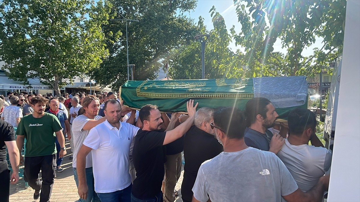 Niğde'nin Çamardı ilçesinde Aladağlar'da tırmanış yaparken düşerek  yaşamını yitiren dağcının...