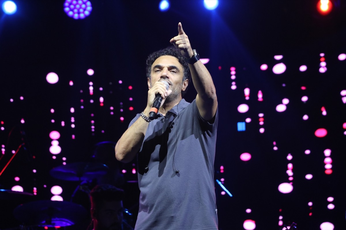 Oyuncu ve şarkıcı Uğur Aslan, 22. Geleneksel Yayladağı Kültür Sanat ve Aba Güreşi Festivali...