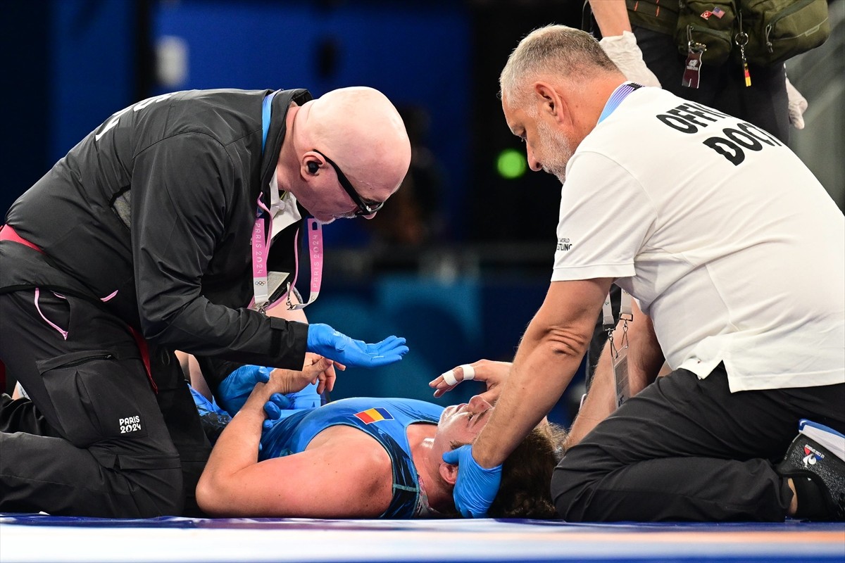 Paris 2024 Olimpiyat Oyunları'nda kadınlar 76 kg serbest stil güreş müsabakası Champ De Mars...