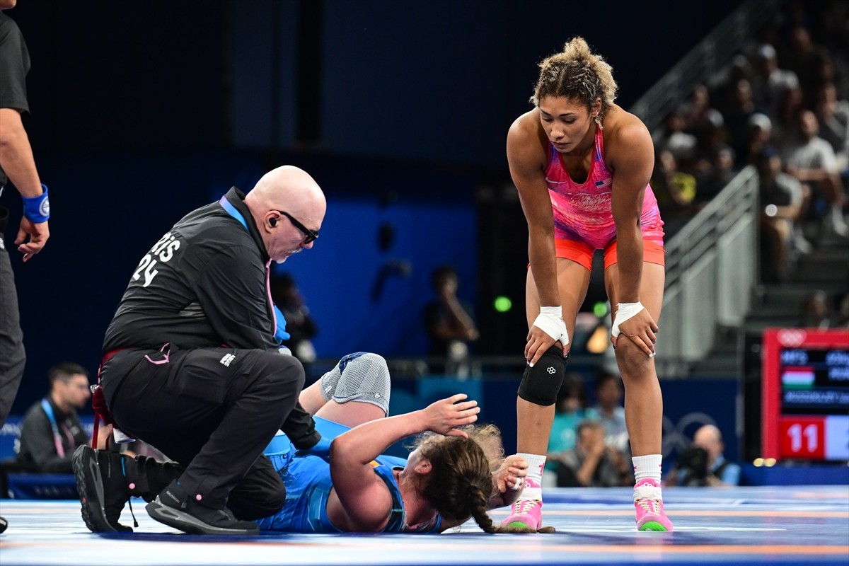 Paris 2024 Olimpiyat Oyunları'nda kadınlar 76 kg serbest stil güreş müsabakası Champ De Mars...