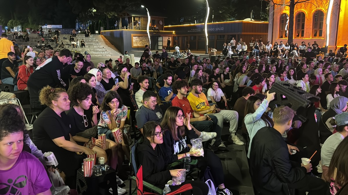  Paris 2024 Olimpiyat Oyunları kadınlar voleybol yarı final mücadelesinde, Türkiye ile İtalya’nın...