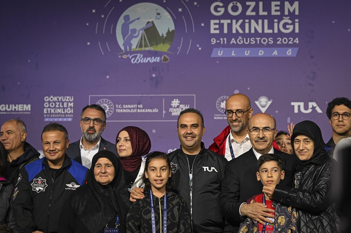 Sanayi ve Teknoloji Bakanı Mehmet Fatih Kacır, bu yıl Bursa Uludağ'da gerçekleştirilen ve 11...