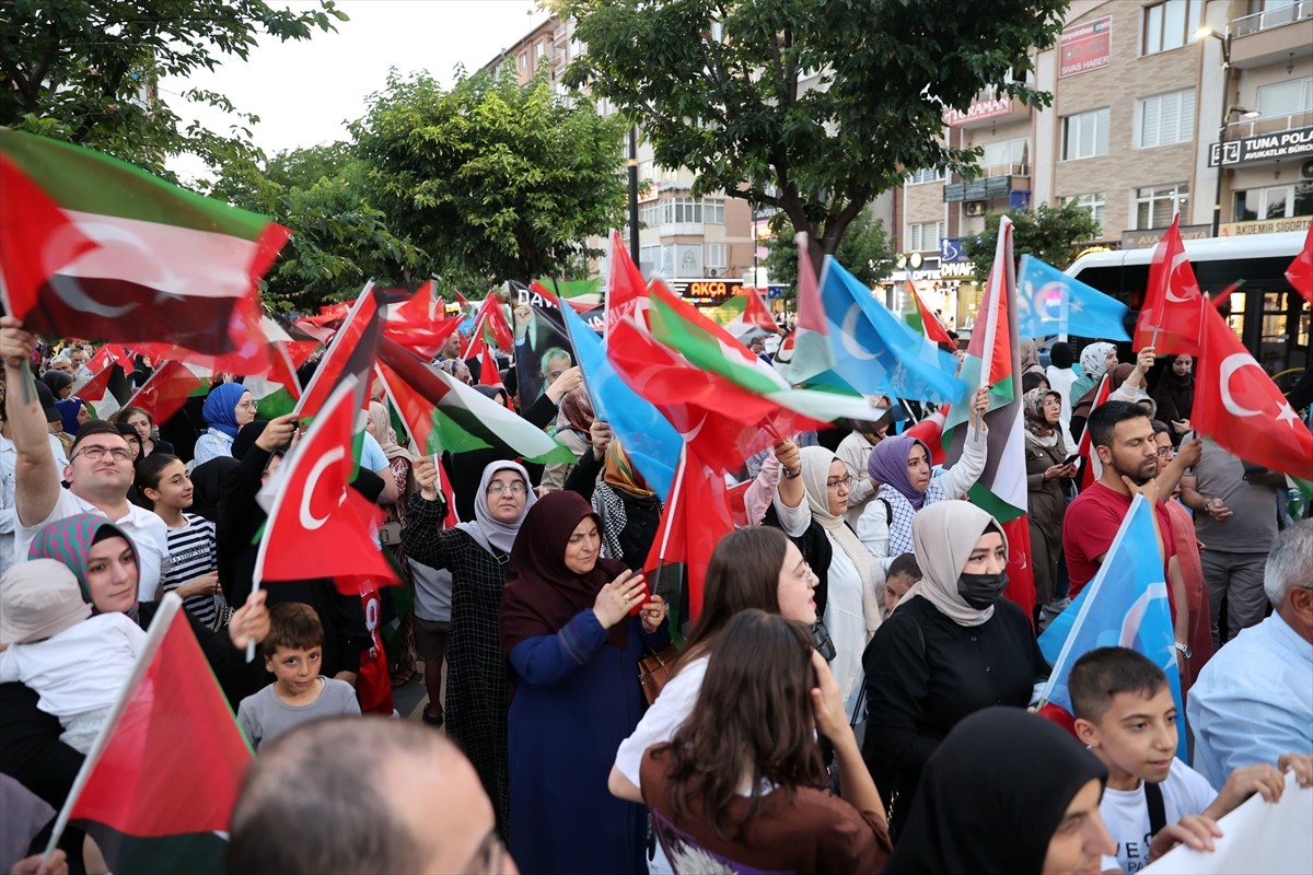 Sivas'ta, Hamas Siyasi Büro Başkanı İsmail Heniyye'nin Tahran'da suikasta uğraması ve İsrail'in...