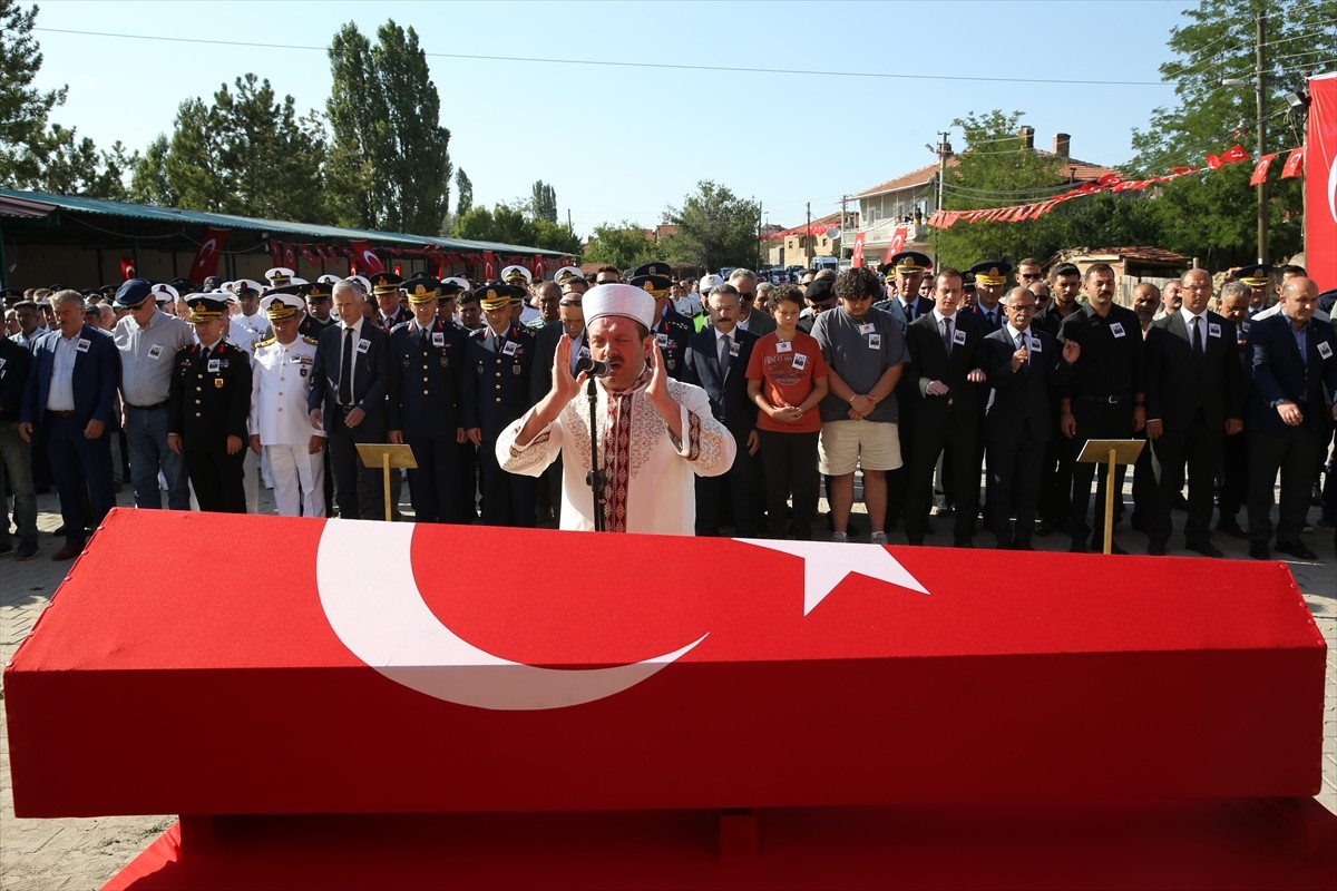 Somali Türk Görev Kuvveti'nde görevliyken geçirdiği kalp krizi sonucu şehit olan Uzman Çavuş Seydi...