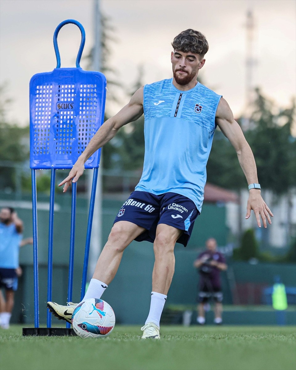 Trabzonspor, UEFA Avrupa Ligi 3. eleme turunda 8 Ağustos Perşembe günü sahasında Avusturya'nın...