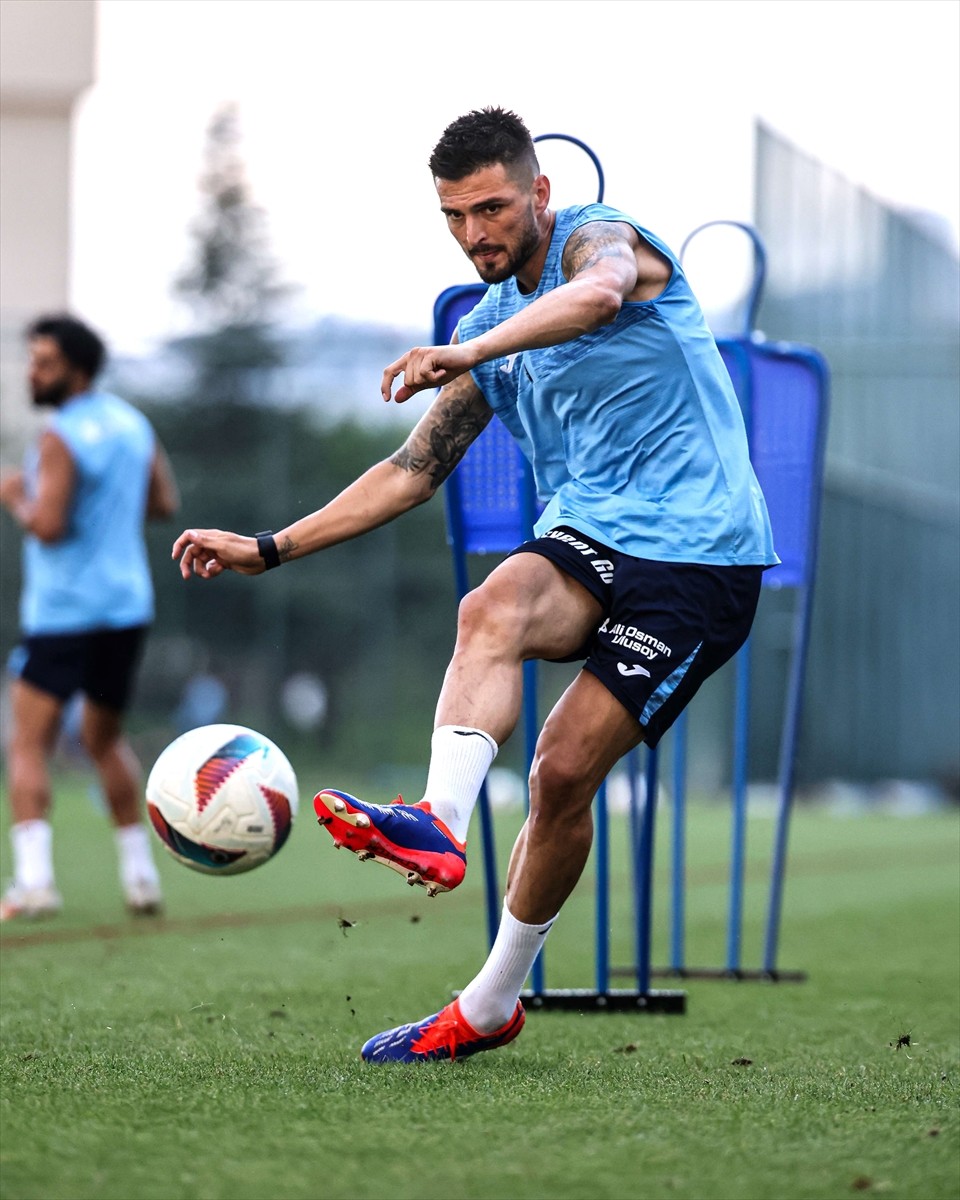 Trabzonspor, UEFA Avrupa Ligi 3. eleme turunda 8 Ağustos Perşembe günü sahasında Avusturya'nın...