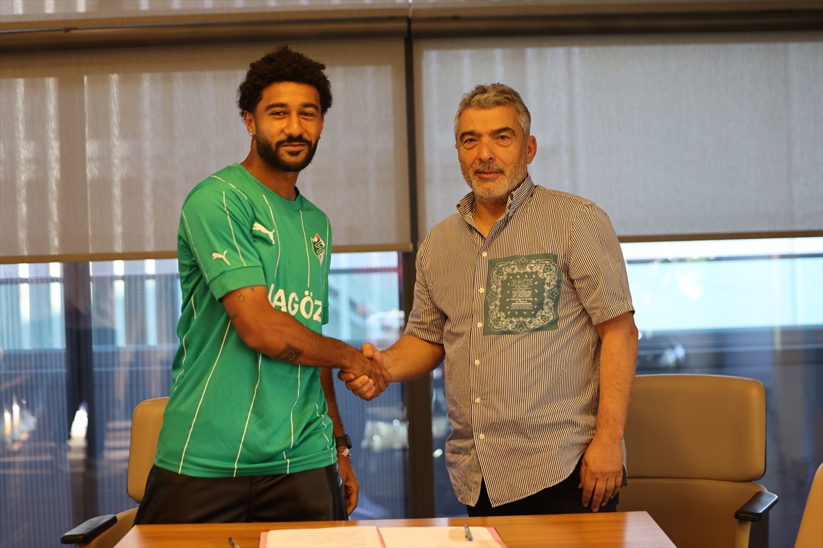 Trendyol 1. Lig'in yeni ekibi Alagöz Holding Iğdır Futbol Kulübü, Almanya 3. Lig takımlarından VFL...