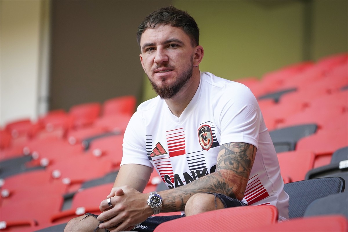 Trendyol Süper Lig ekiplerinden Gaziantep FK, geçem sezon kiralık olarak kadrosunda bulanan Deian...