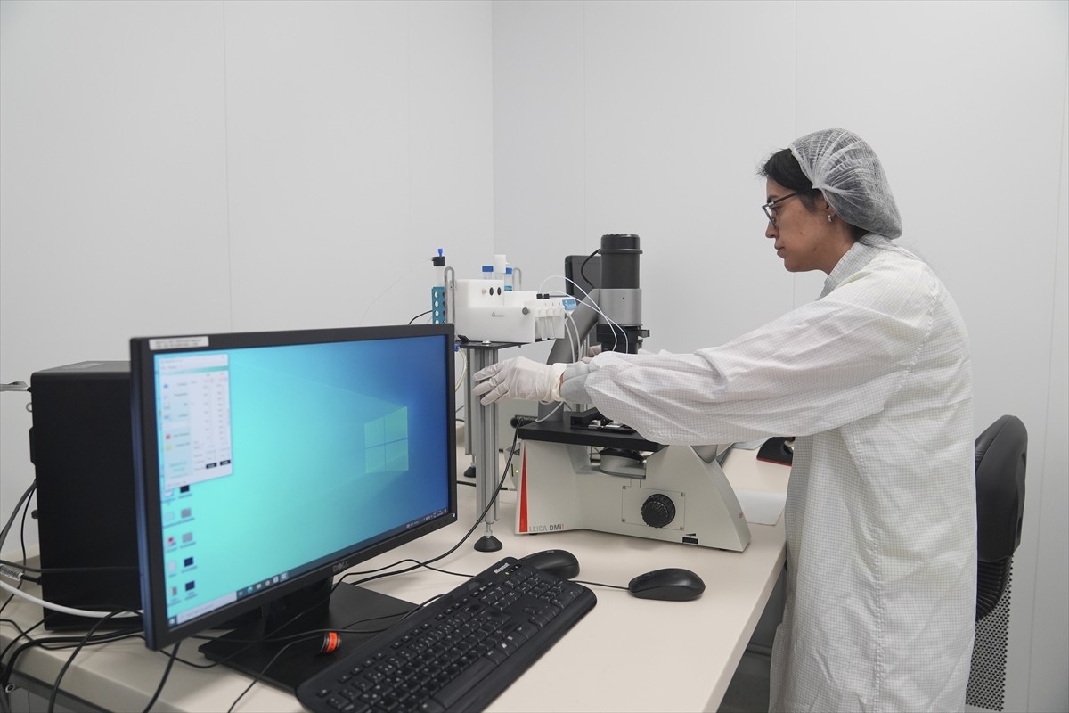 TÜBİTAK desteğiyle ODTÜ Mikro Elektromekanik Sistemler (MEMS) Merkezi liderliğinde 19 üniversite...