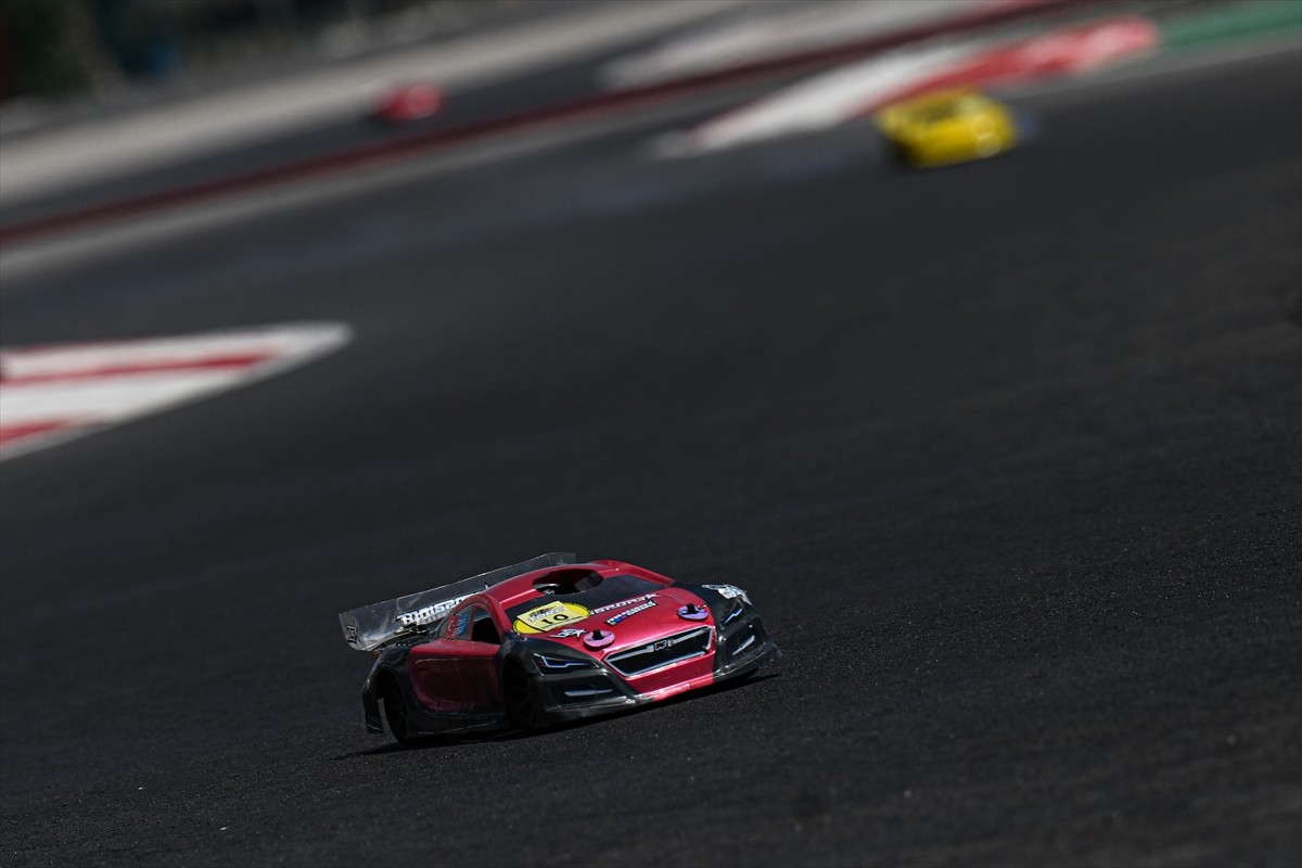 Türkiye Onroad Şampiyonasının (TORC) üçüncü etabı Afyonkarahisar'da gerçekleştirildi. Yaklaşık 40...