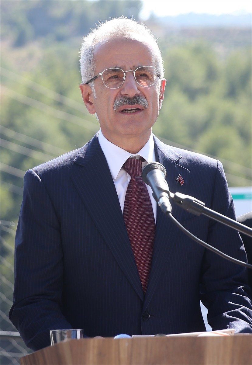 Ulaştırma ve Altyapı Bakanı Abdulkadir Uraloğlu, Alanya-Gazipaşa Yolu Gökçebelen Tünel...