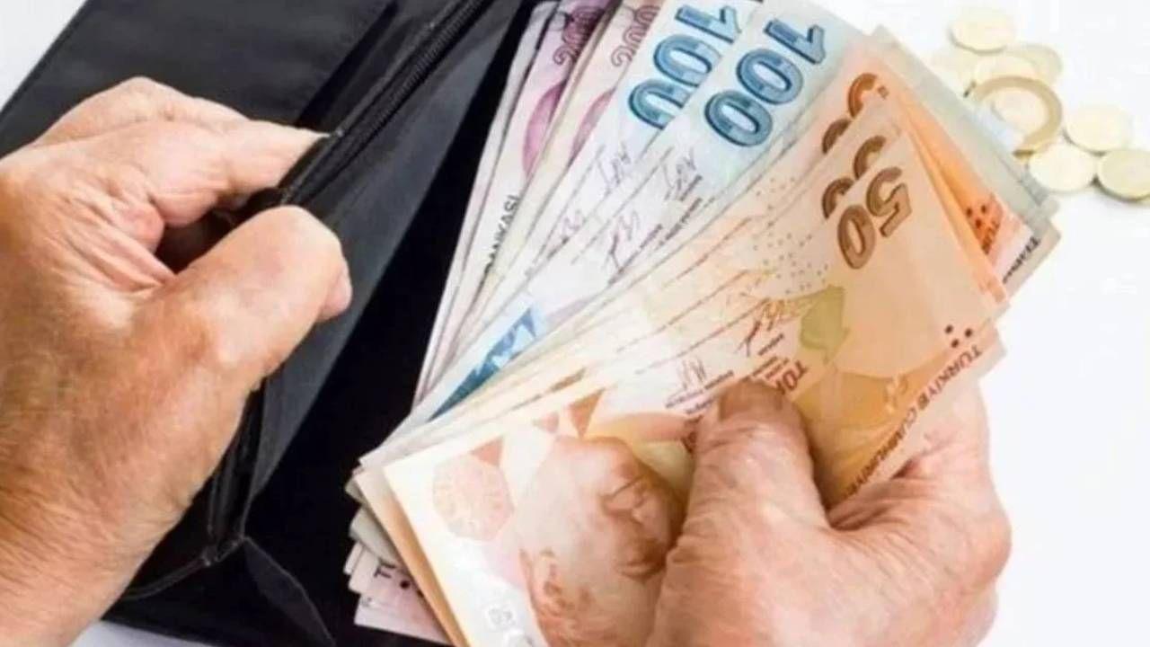 Bankalardan vadeli mevduat faiz oranlarına ayar! Bu 3 bankada parası olanın evine artı bir maaş giriyor