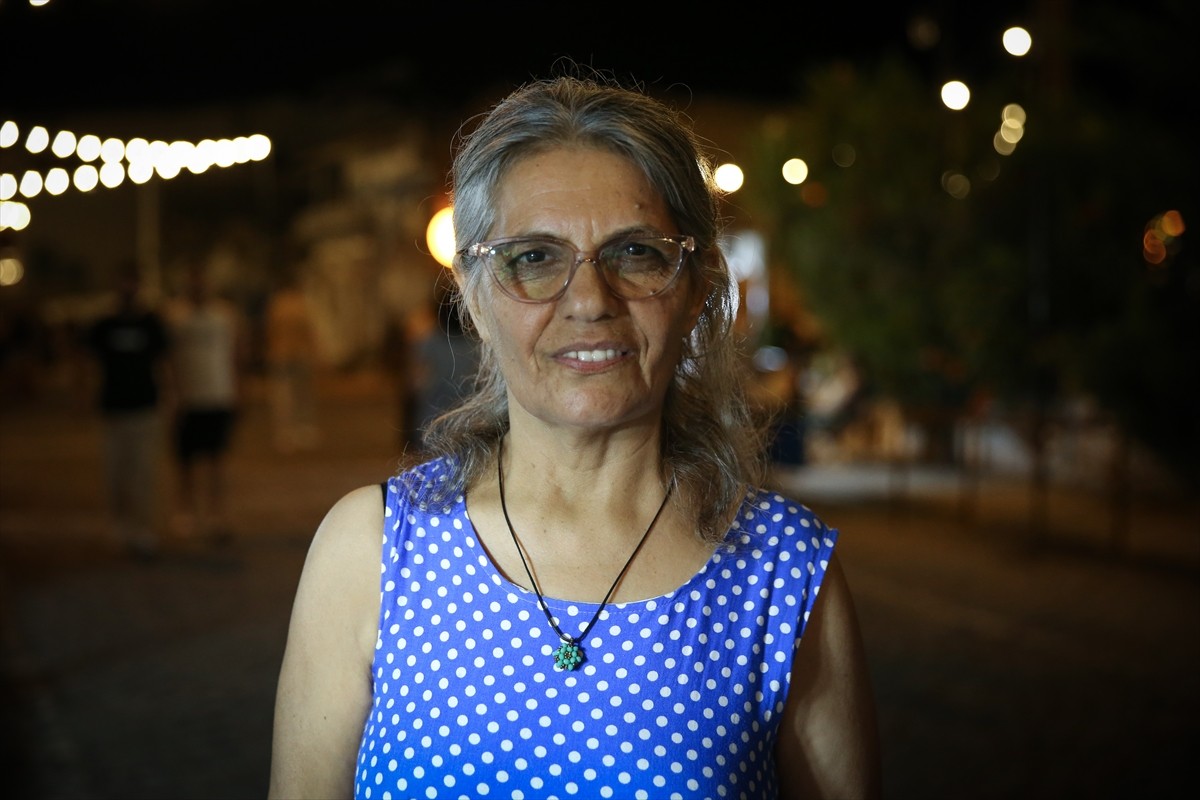 Hatay'ın Arsuz ilçesinde, kadınların hazırladığı el sanatları ürünleri ve yöresel yiyecekler...