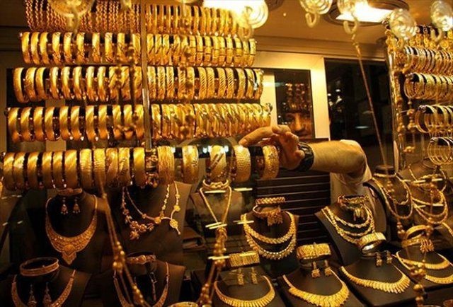 İslam Memiş Altın Yatırımcılarını "Çok Pişman Olursunuz!" Deyip Gram Altının 4 Bin 500 TL Olacağı Tarihi Duyurdu