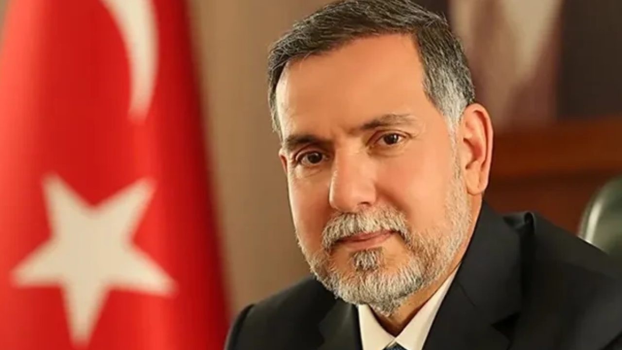 Son Dakika! AK Parti'den O İsim İstifa Etti: Oğlunun İsimleri Soruşturmalara Karıştı